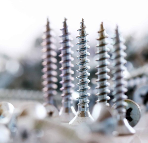 Vis sans tête : les critères de choix de ces éléments